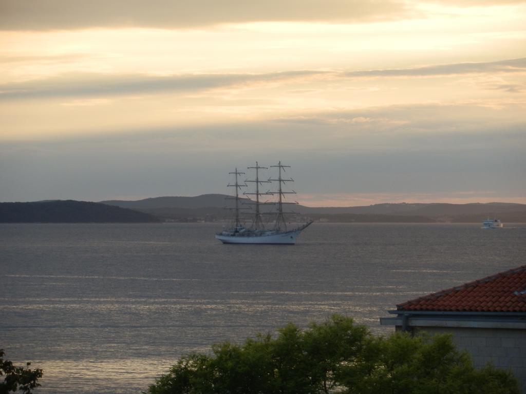 Vera Apartments With Sea View And Old Town View Zadar Habitación foto
